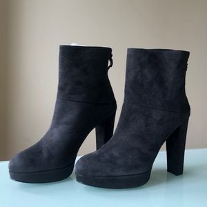 Stuart Weitzman BRAND NEW Suede Black Booties